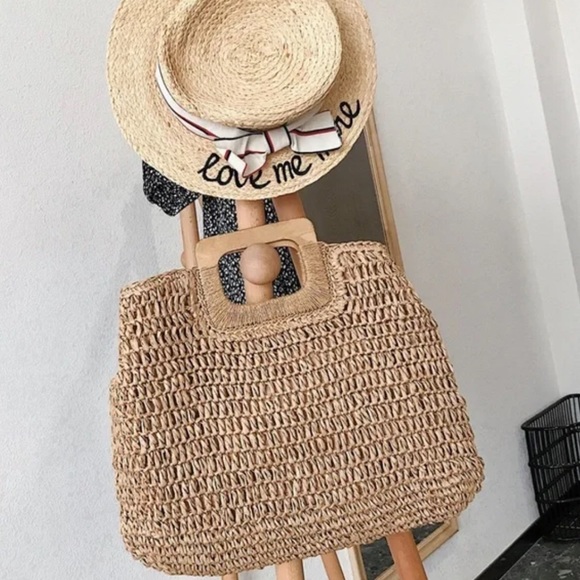 Boho cream khaki straw bag wood handle tote - Picture 2 of 6